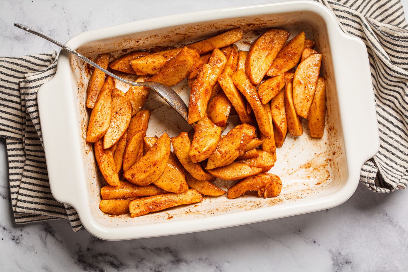 Chai-Spiced Apples Recipe
 &ndash; Savory Spice