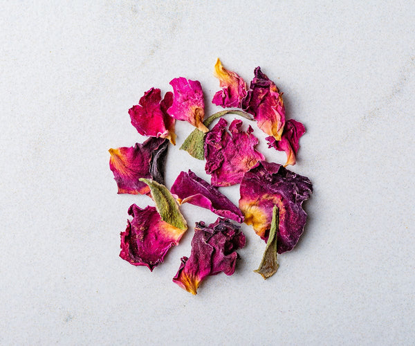 Crystal Candy Orange & White Edible Rose Petals | Bakedeco